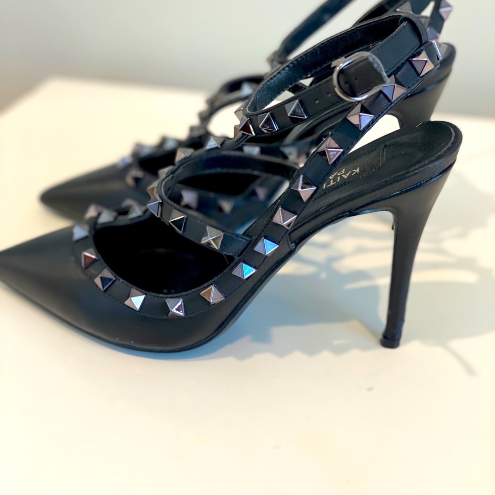 Kaitlyn Pan rockstud caged black heel 6.5